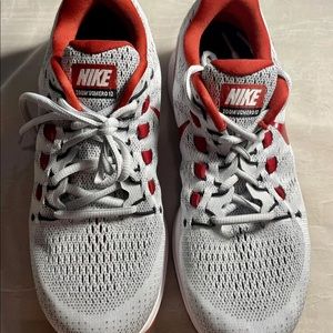 Nike Zoom Vomero 12 size 6.5